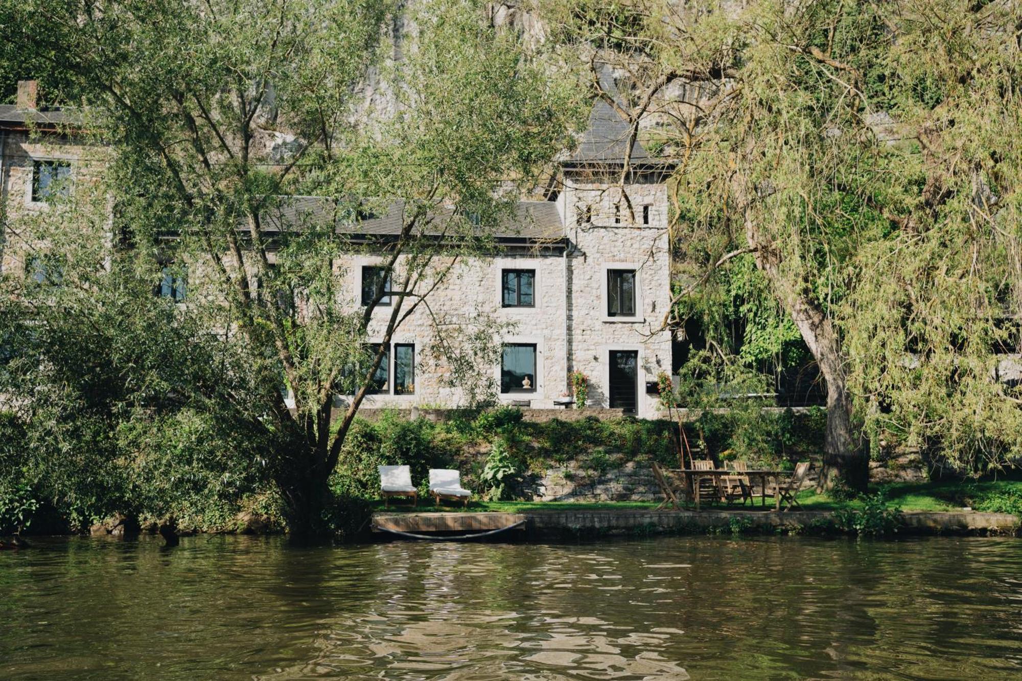Pieds Dans L'Eau Private Wellness Bordure De Meuse Villa Lustin Eksteriør bilde